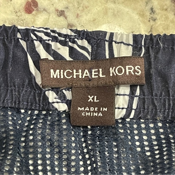Michael Kors Navy Swim Trunks Size XL Retro Hawaii Tropical Beach Lined Men’s - Picture 2 of 4